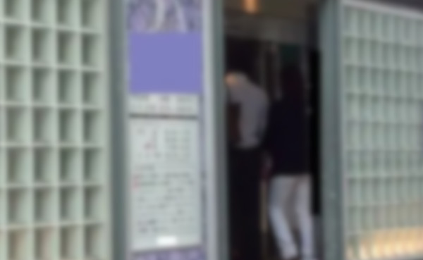 義母の不倫現場3